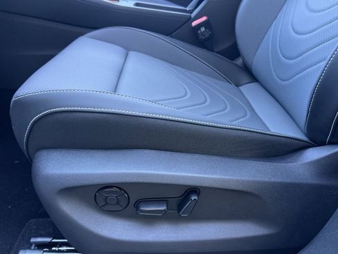 New 2026 Volkswagen Tiguan SE R-Line image 12