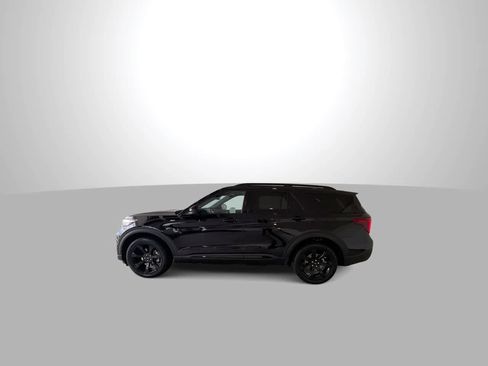 Used 2022 Ford Explorer ST-Line w/ Class IV Trailer Tow Package AWD/4WD image 5