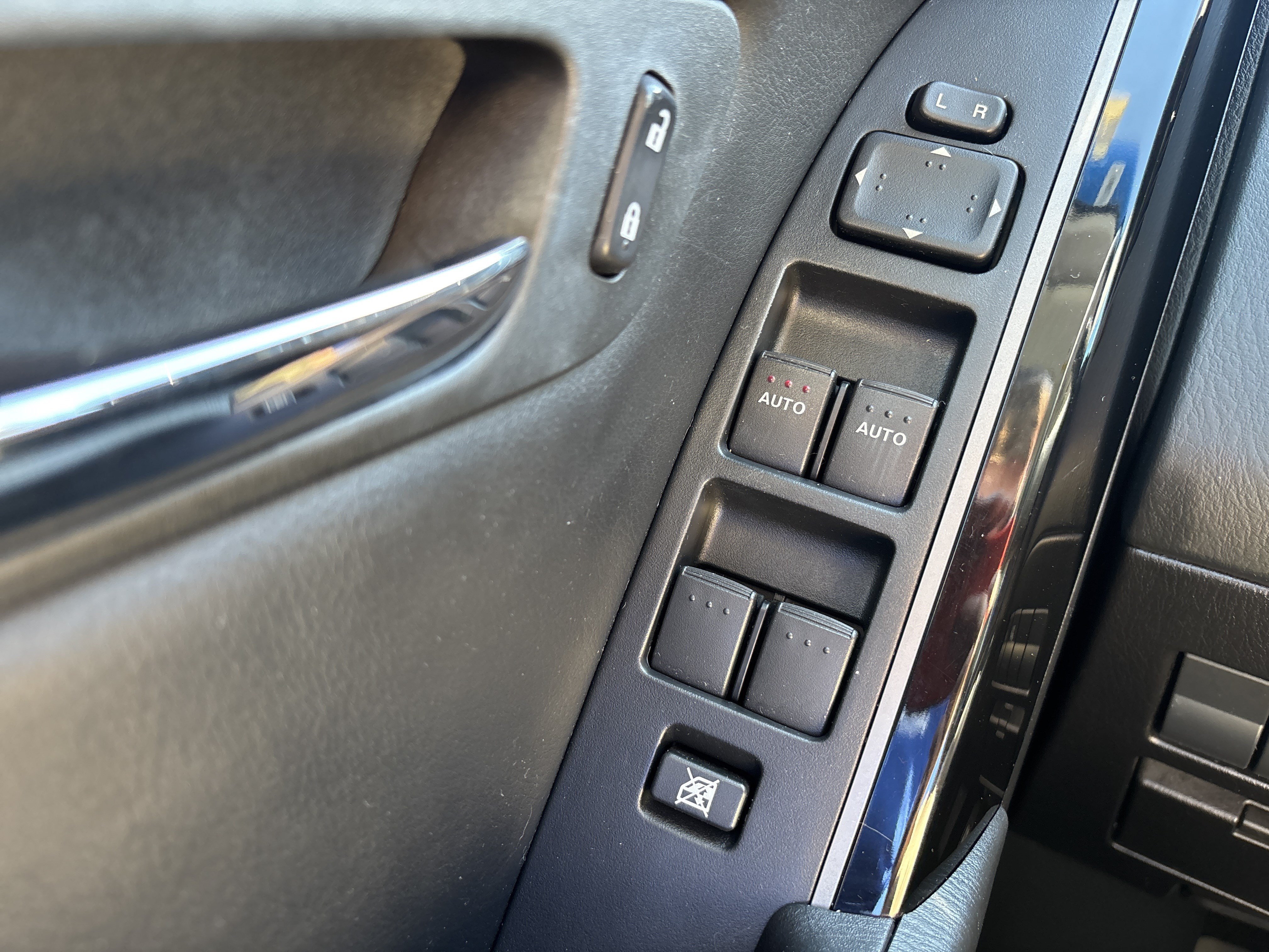 Used 2012 MAZDA CX-9 Touring w/ Moonroof & Bose Audio Pkg AWD/4WD image 22