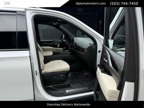 Used 2022 Cadillac Escalade Sport w/ Touring Package image 20