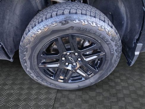 Used 2023 Chevrolet Silverado 1500 LT Trail Boss w/ Convenience Package II image 23