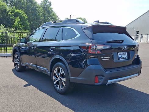 Used 2020 Subaru Outback Touring XT AWD/4WD image 5