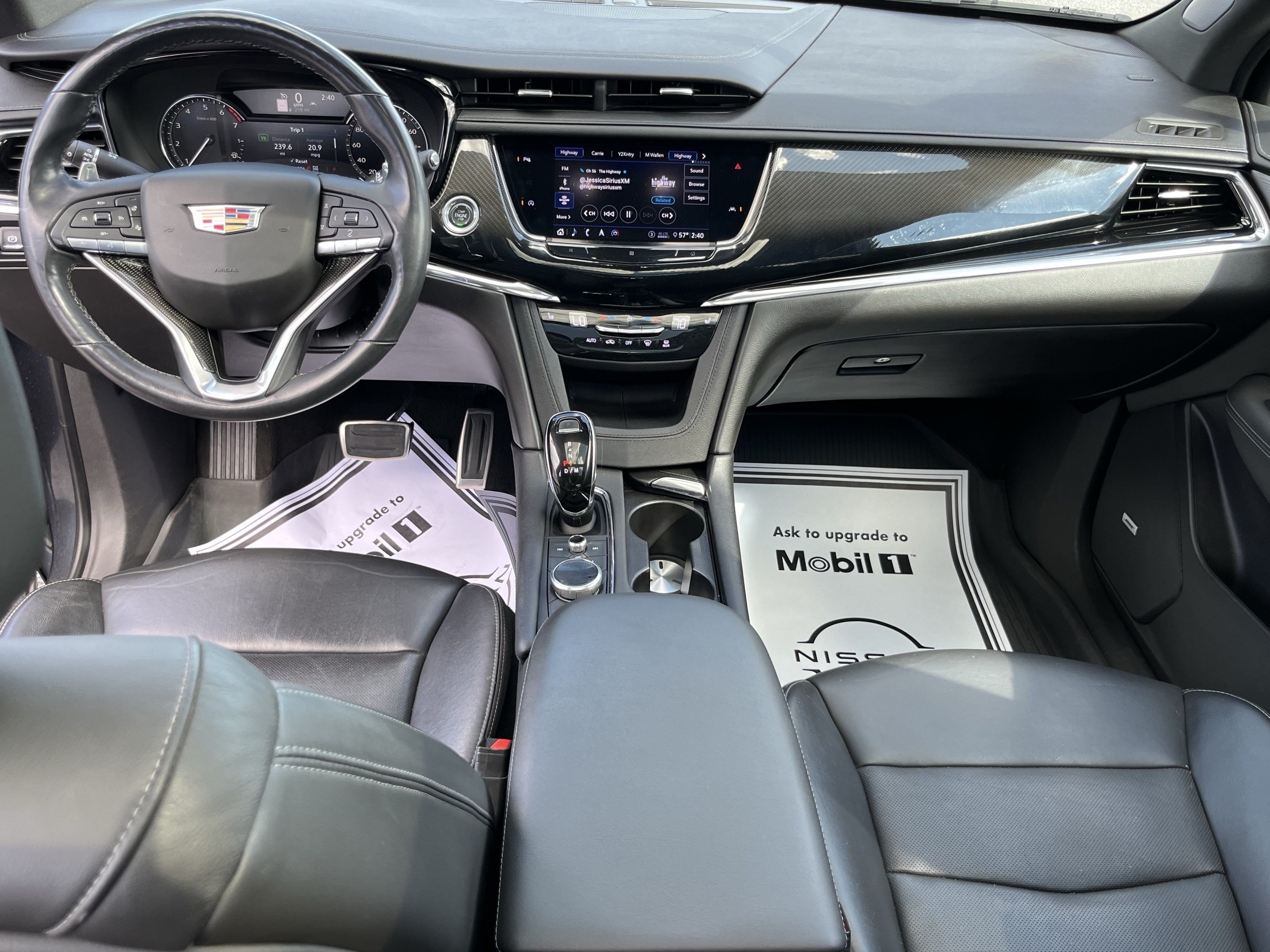 Used 2020 Cadillac XT6 Sport w/ LPO, Floor Liner Package AWD/4WD image 21