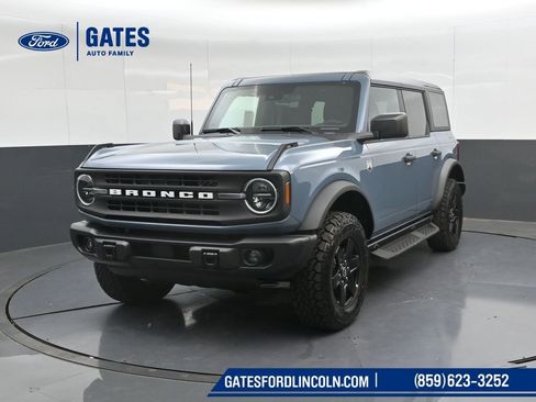 Used 2025 Ford Bronco Big Bend w/ Black Diamond Package AWD/4WD image 6