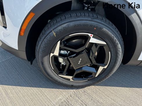 New 2026 Kia Sportage EX w/ EX Panorama Roof Package image 8