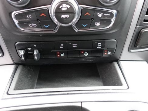 Used 2023 RAM 1500 Warlock AWD/4WD image 42