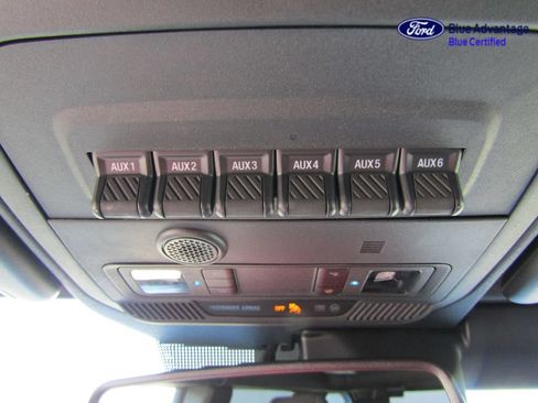 Certified 2025 Ford Bronco Badlands AWD/4WD image 34