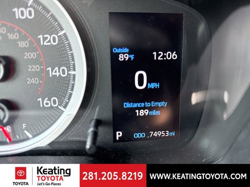 Used 2022 Toyota Corolla SE FWD image 18