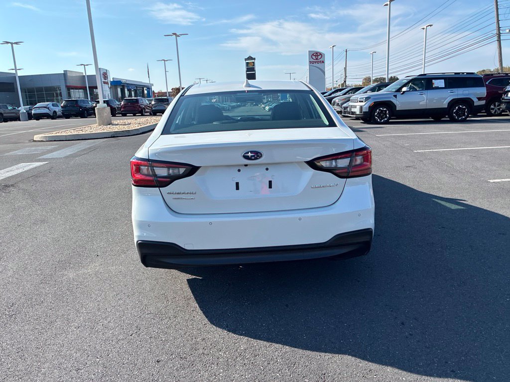 Used 2025 Subaru Legacy Limited AWD/4WD image 9