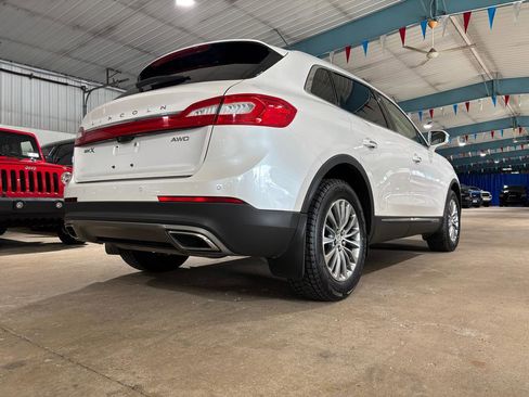 Used 2017 Lincoln MKX Select w/ Select Plus Package image 7