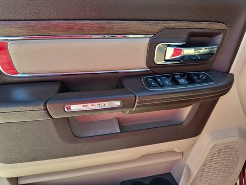 Used 2017 RAM 1500 Laramie w/ Convenience Group AWD/4WD image 11