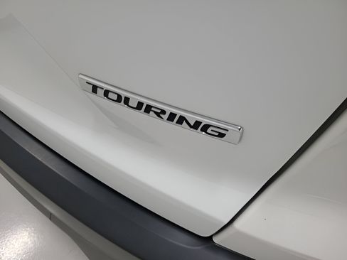Used 2021 Honda CR-V Touring image 8