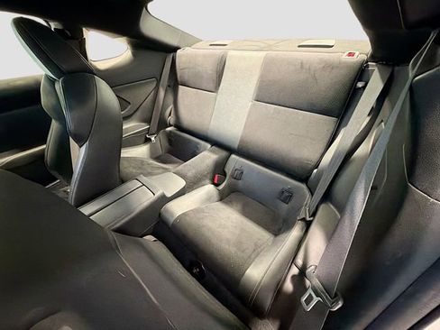 Used 2023 Toyota GR86 Premium w/ ALL Weather Mat Package (TMS) RWD image 19