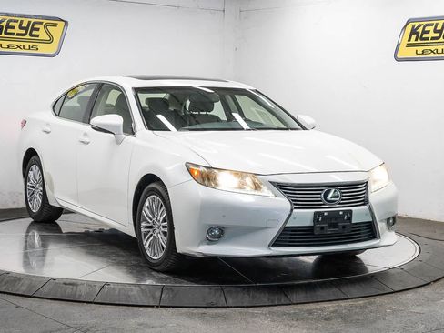 Used 2013 Lexus ES 350 w/ Premium Pkg FWD image 5