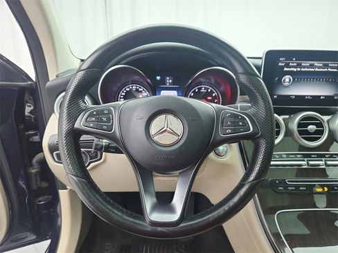 Used 2017 Mercedes-Benz GLC 300 4MATIC image 15