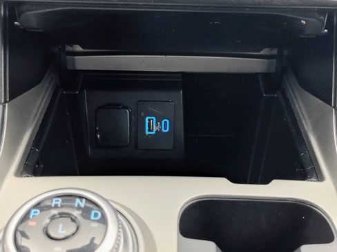 Used 2023 Ford Explorer XLT w/ Equipment Group 202A image 35