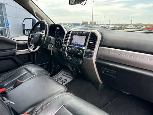 Used 2020 Ford F350 Lariat w/ Lariat Value Package AWD/4WD image 34