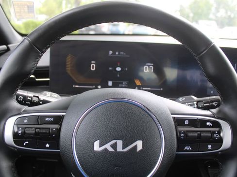 Used 2025 Kia K5 GT-Line w/ GT-Line Premium Package FWD image 25