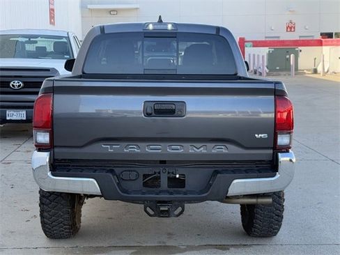 Used 2022 Toyota Tacoma SR5 image 5