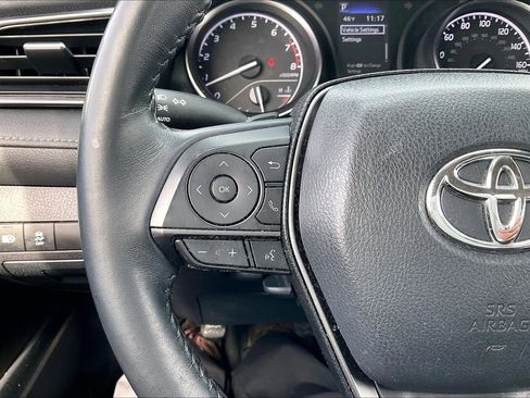 Used 2023 Toyota Camry SE image 16
