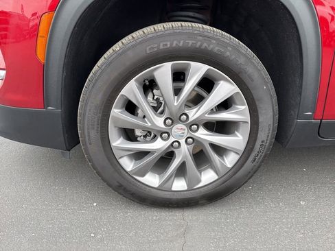 Used 2025 Buick Enclave Preferred w/ Power Package image 11