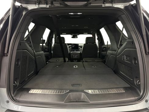 Used 2025 GMC Yukon Denali image 30