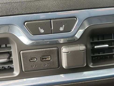 Used 2020 GMC Sierra 2500 AT4 w/ AT4 Premium Package image 62