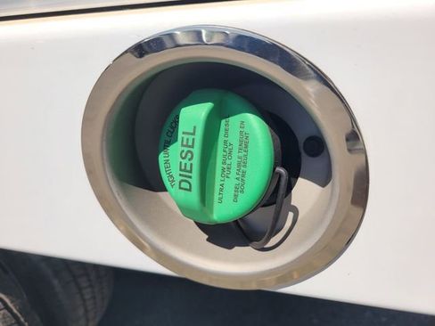 New 2025 Ford F550 4x4 SuperCab Super Duty image 15