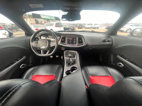 Used 2022 Dodge Challenger R/T Scat Pack image 11