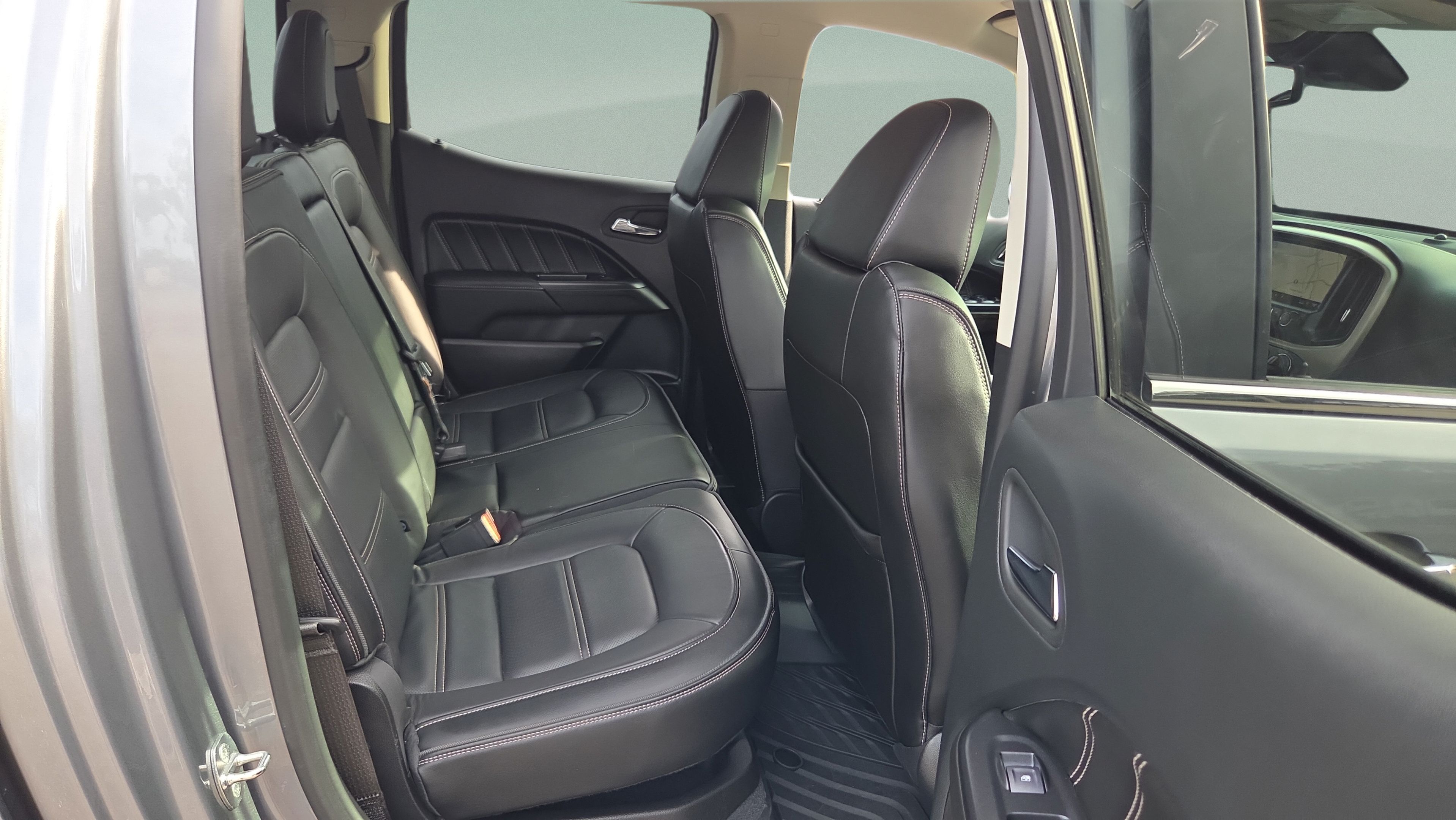 Used 2022 GMC Canyon Denali AWD/4WD image 20