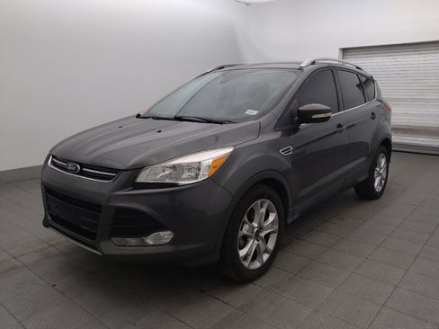Used 2016 Ford Escape Titanium FWD image 2