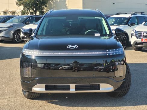 New 2026 Hyundai Ioniq 9 SEL image 2