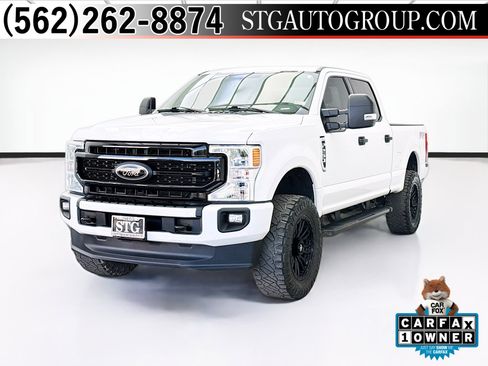 Used 2022 Ford F250 XLT w/ Black Appearance Package AWD/4WD image 1