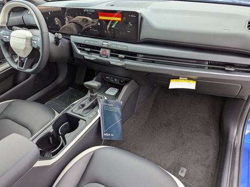 New 2026 Kia K4 GT-Line image 11