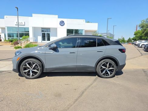 Used 2023 Volkswagen ID.4 Pro S AWD/4WD image 2