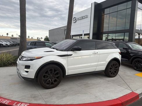 Used 2015 Land Rover Range Rover Evoque Dynamic image 16