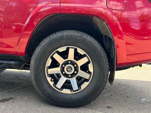 Used 2019 Toyota 4Runner TRD Off-Road Premium AWD/4WD image 14