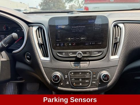 Used 2024 Chevrolet Malibu LT FWD image 18