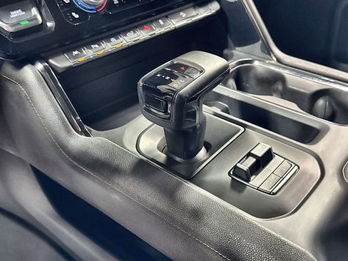 Used 2023 GMC Sierra 1500 AT4 w/ AT4 Premium Package image 23