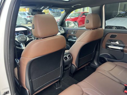 Certified 2025 Mercedes-Benz GLB 250 image 22