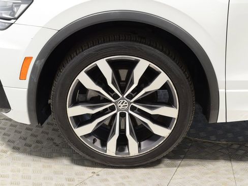 Used 2021 Volkswagen Tiguan SEL Premium R-Line AWD/4WD image 39