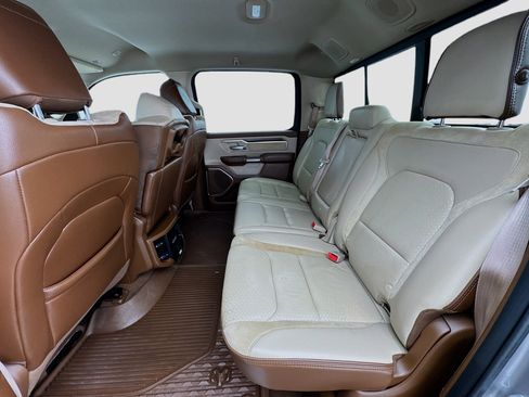 Used 2019 RAM 1500 Laramie image 15