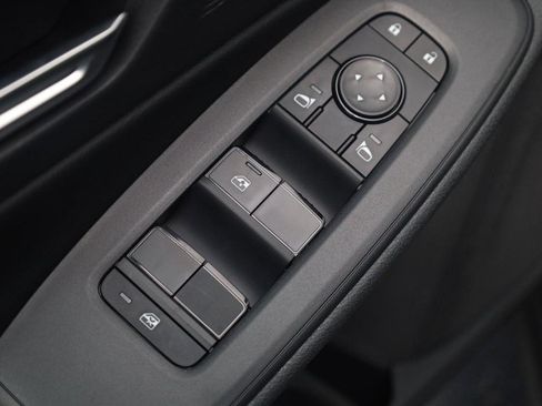 New 2026 Nissan Sentra SV w/ SV Convenience Package FWD image 8