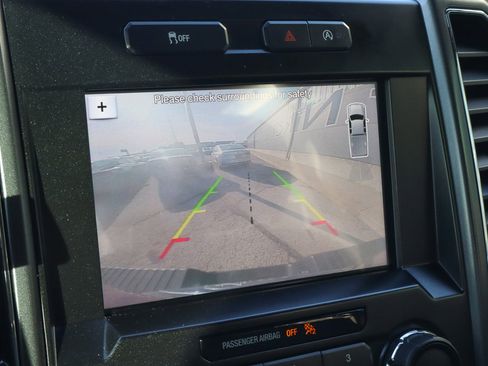 Used 2017 Ford F150 XLT w/ Equipment Group 302A Luxury image 12