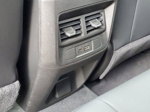 Used 2023 Chevrolet Colorado Z71 w/ Z71 Convenience Package 2 AWD/4WD image 30