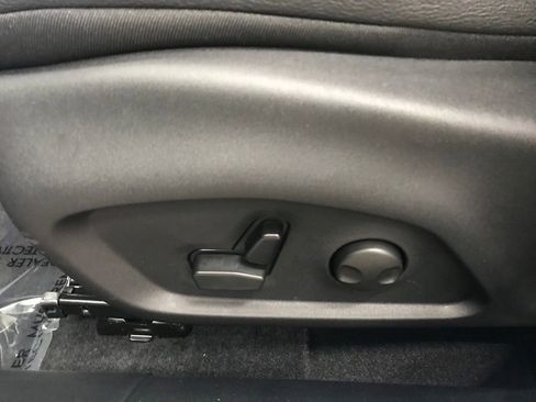 New 2026 Jeep Compass Limited image 13