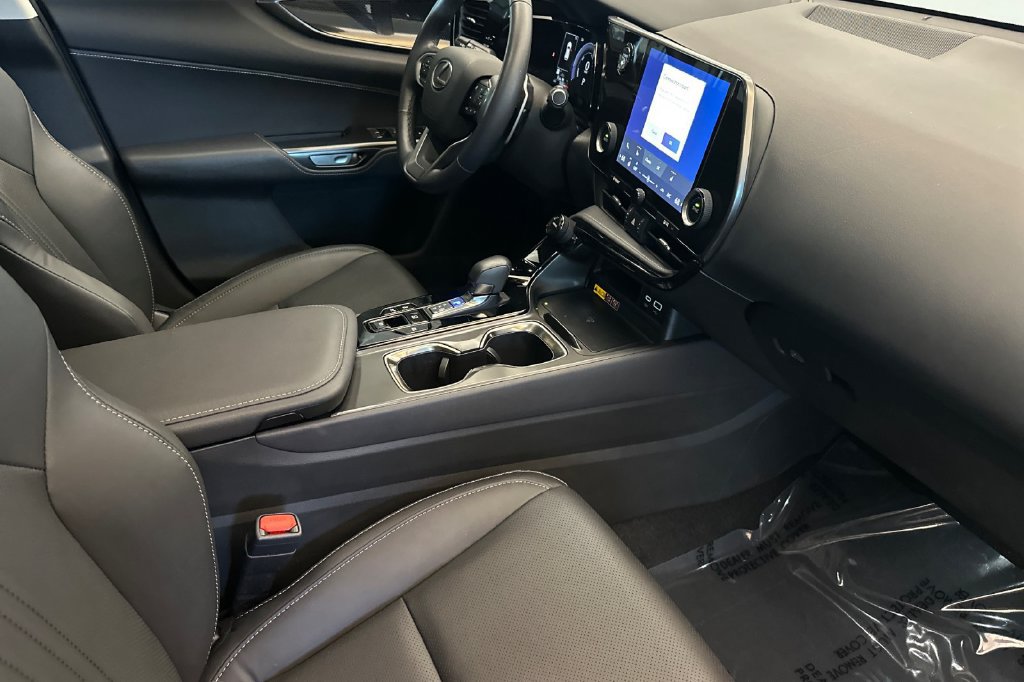 Certified 2026 Lexus NX 350h AWD w/ Accessory Package (2T) image 16
