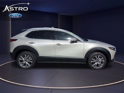 Used 2023 MAZDA CX-30 AWD 2.5 S w/ Premium Package image 2