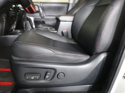 Used 2021 Toyota 4Runner TRD Off-Road Premium image 8