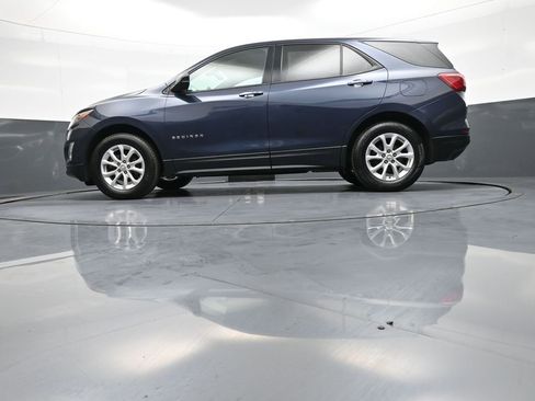 Used 2019 Chevrolet Equinox LS FWD image 31